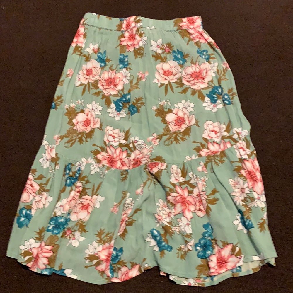 Moda skirt - Picture 3 of 3